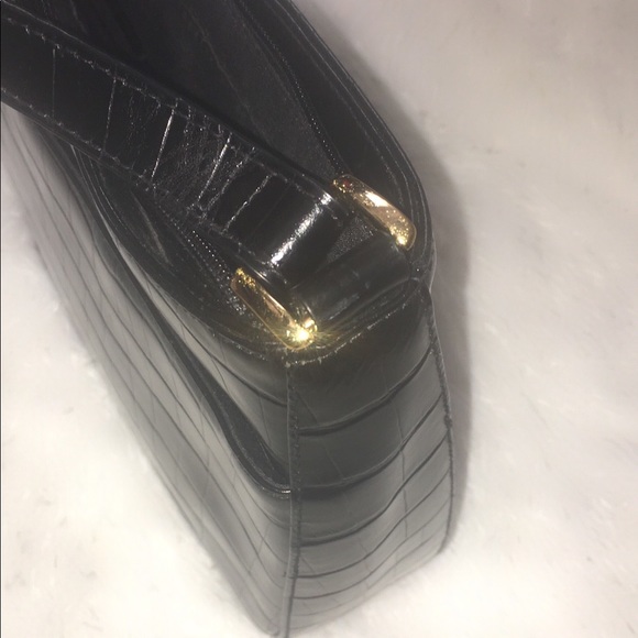 Etienne Aigner classic designer shoulder bag NWOT - Picture 3 of 9